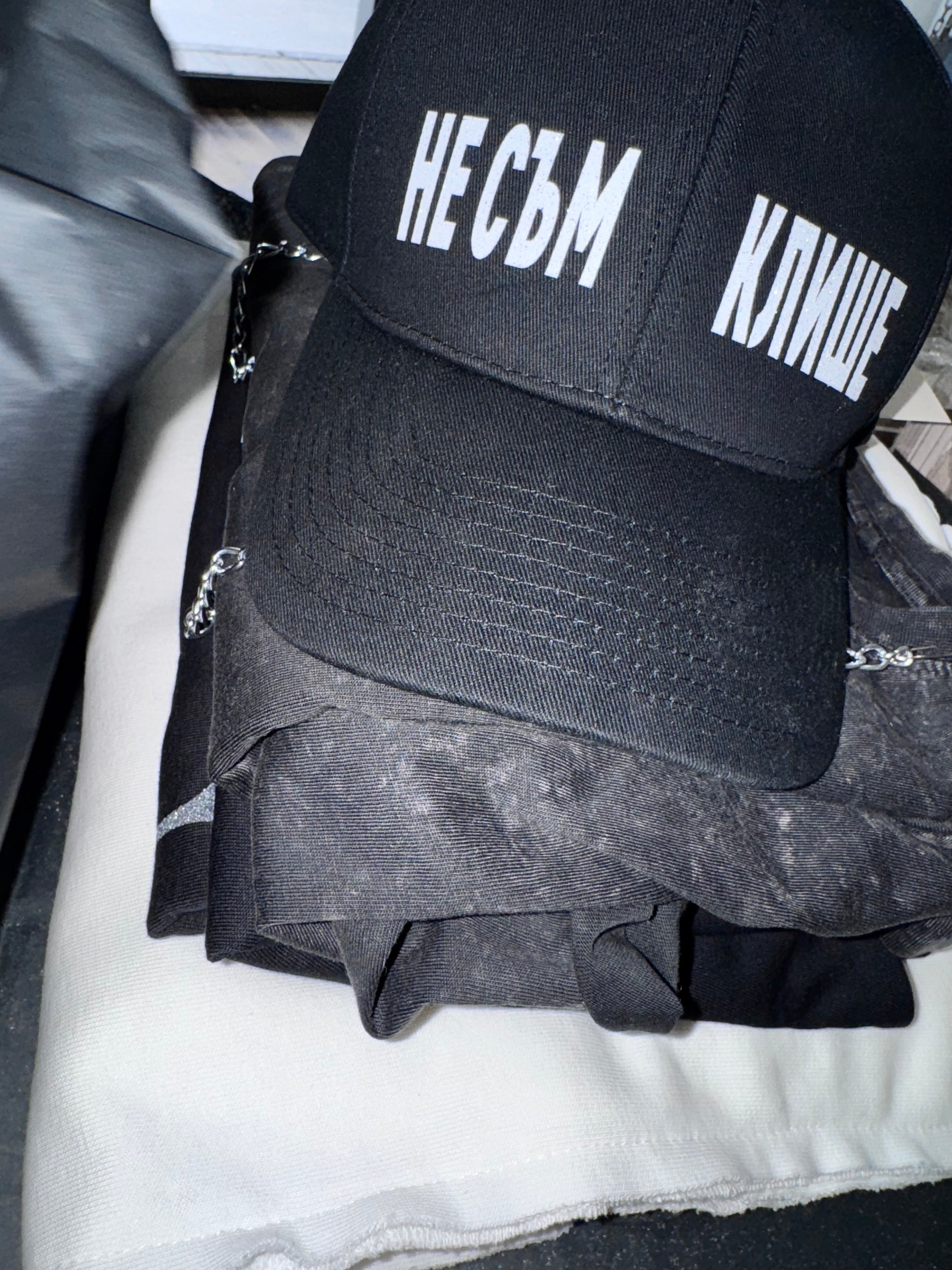 Шапка “CLICHÉ” - Premium